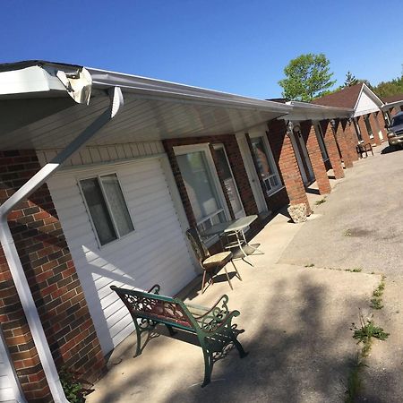 Collingwood Motel エクステリア 写真